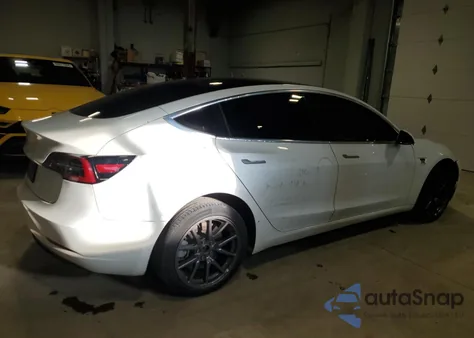 2020 Tesla Model 3 из США, поврежденный, VIN 5YJ3E1EA6LF704053